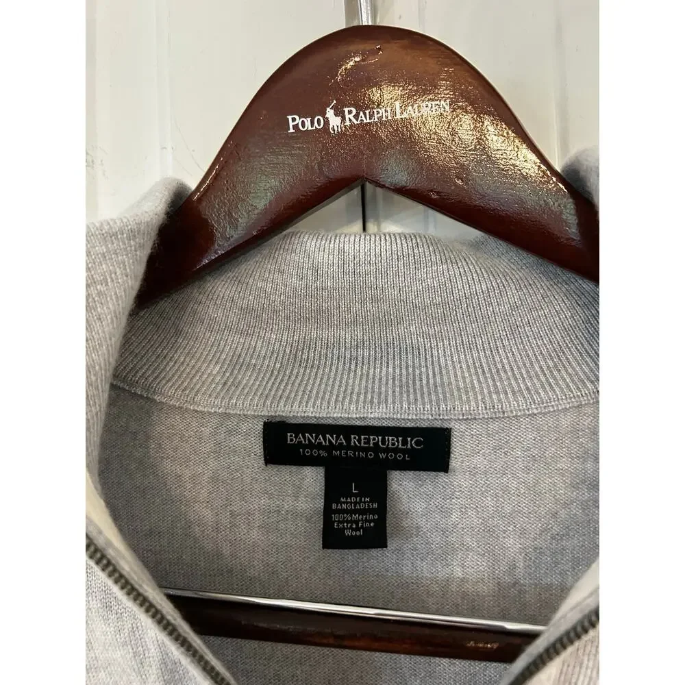EUC Mens Banana Republic Gray 100% Merino Wool 3/4 Zip Sweater Large MSRP $95